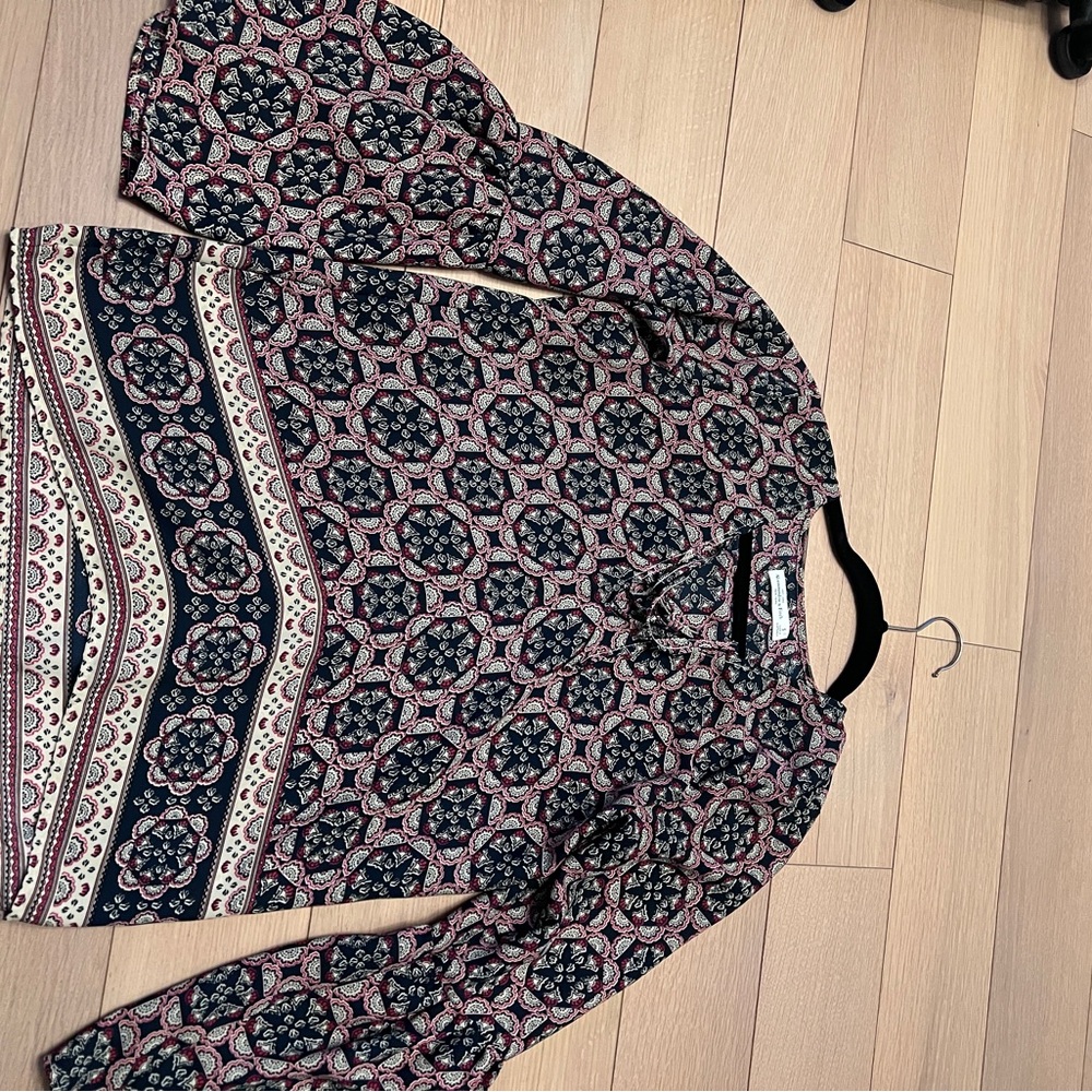 Abercrombie & Fitch Navy, Cream & Burgundy Printed Blouse
